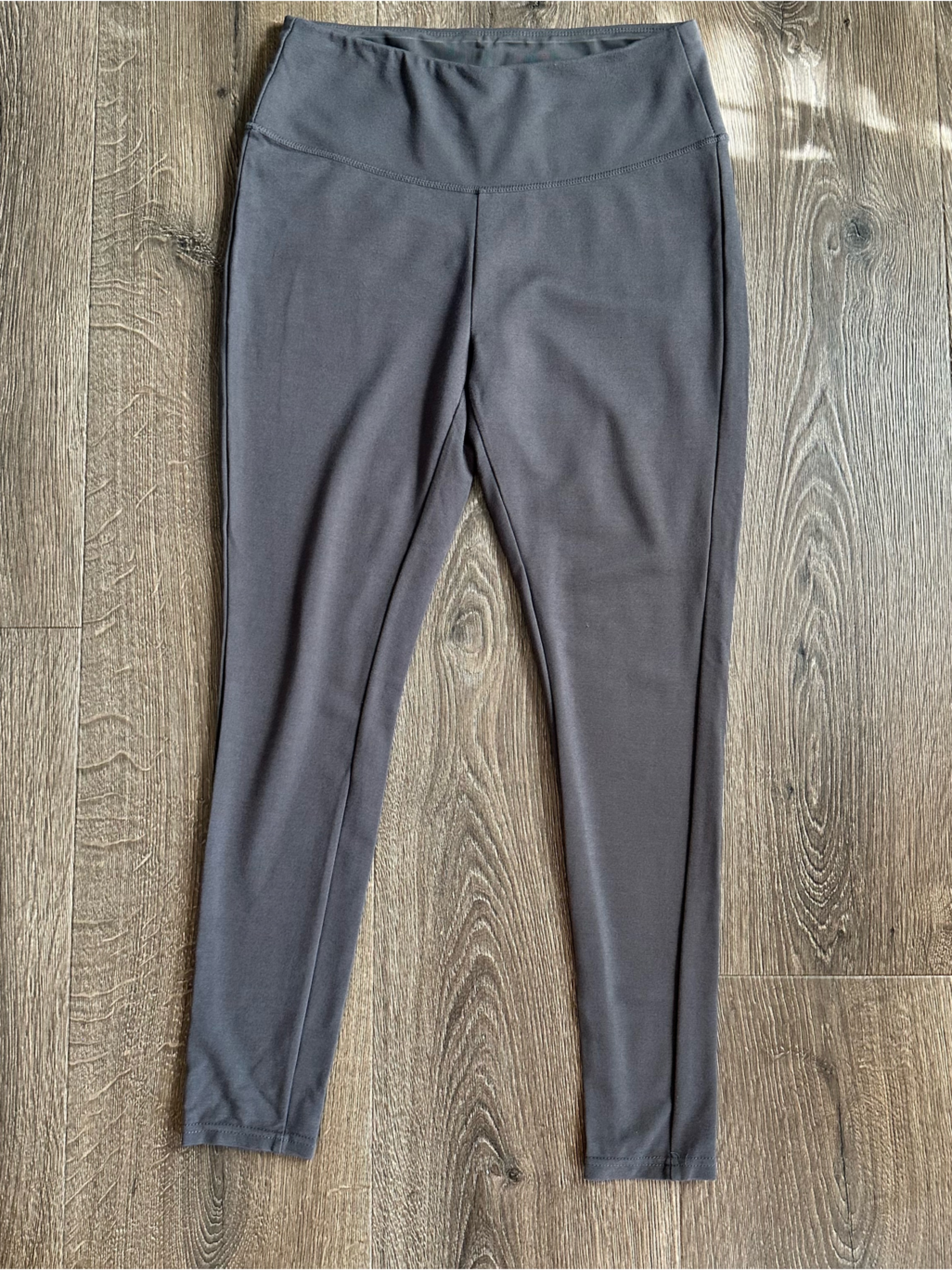 Rhonda Shear Grey Leggings Size Large